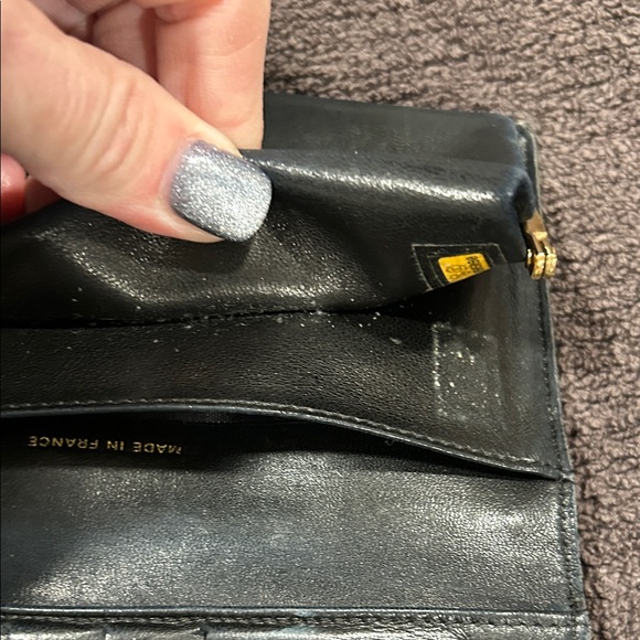 Vintage CHANEL Textured Black Leather Wallet Hologram - Picture 10 of 12